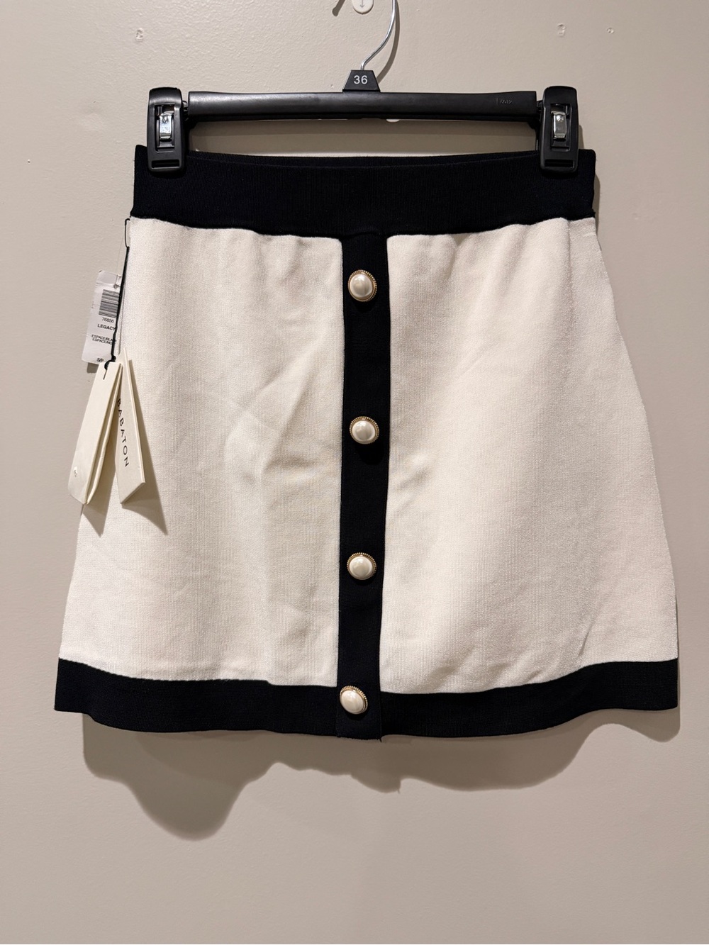 Cream Contrast Trim Pearl Button Skirt Quiet Luxury Elegant Chic Parisian
